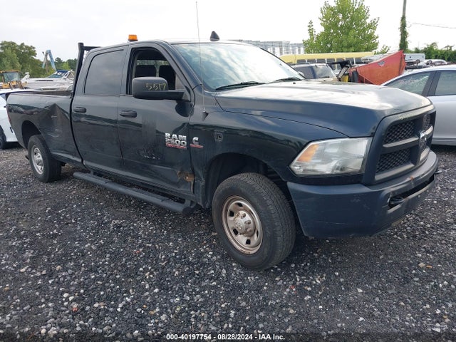 RAM 2500 Tradesman 2016 3C6UR4HL3GG329916 Image 1