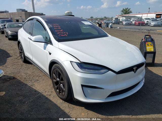 2022 TESLA MODEL X 7SAXCDE51NF341663 Photo 0