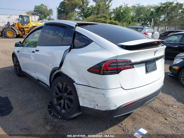 2022 TESLA MODEL X 7SAXCDE51NF341663 Photo 2