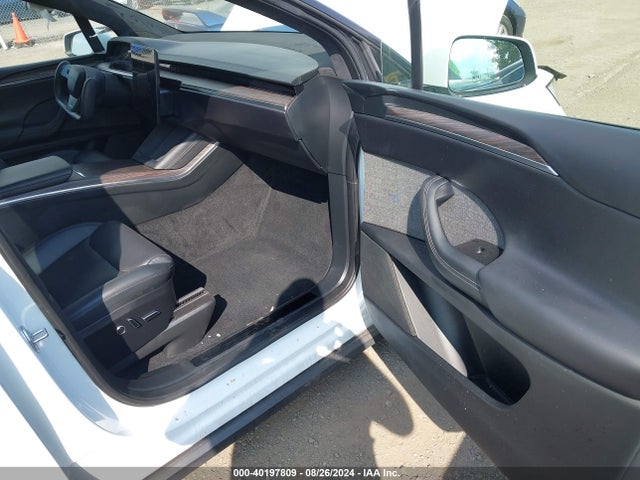 2022 TESLA MODEL X 7SAXCDE51NF341663 Photo 4