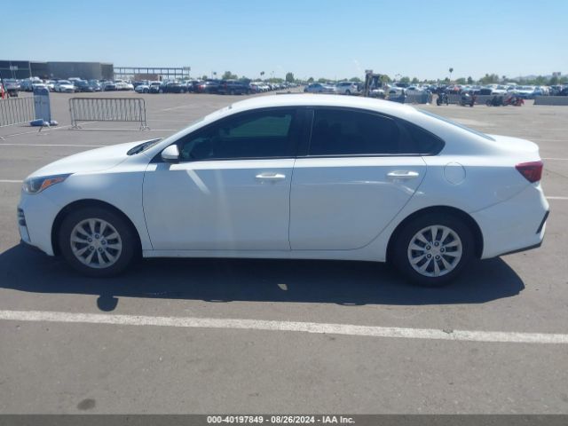 3KPF24AD4ME391485 KIA FORTE FE