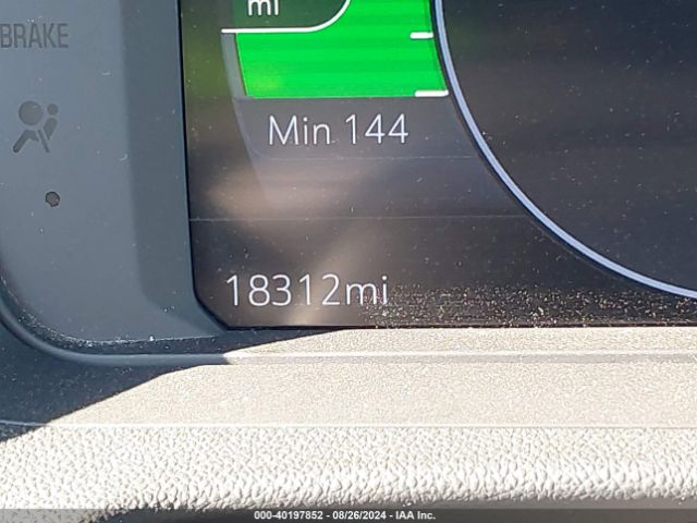 1G1FY6S09N4107608 Chevrolet Bolt Euv Fwd Lt