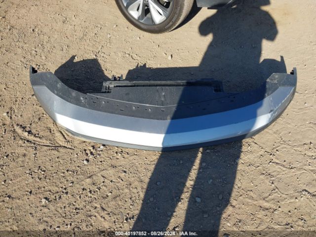 1G1FY6S09N4107608 Chevrolet Bolt Euv Fwd Lt