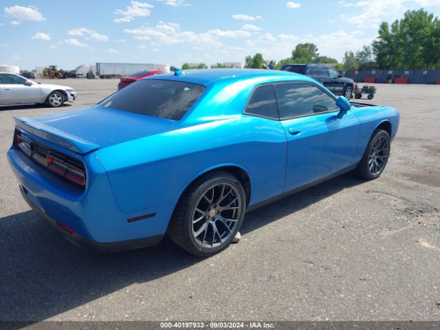 2C3CDZDJ8FH910674 Dodge Challenger Srt 392