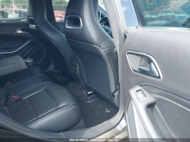 WDDSJ4GB1JN586514 Mercedes-Benz CLA 250 4MATIC