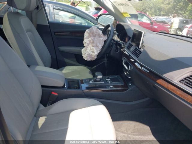 WA1BNAFY4J2208606 Audi Q5 2.0t Premium/2.0t Tech Premium