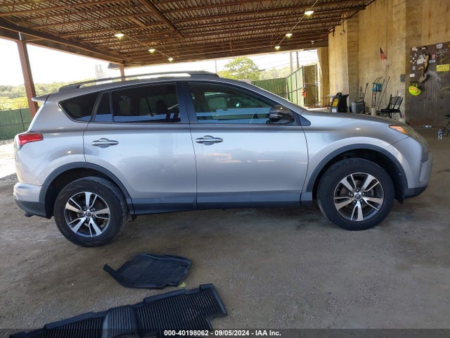 Toyota Rav4 Xle 2018 2T3RFREVXJW736732 Image 12