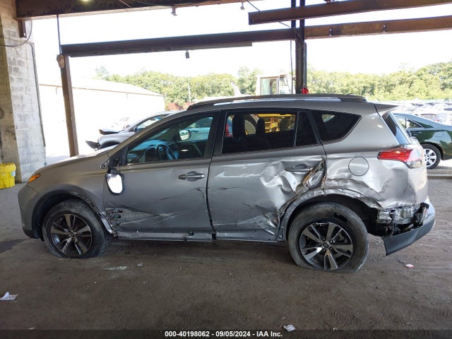 Toyota Rav4 Xle 2018 2T3RFREVXJW736732 Image 13
