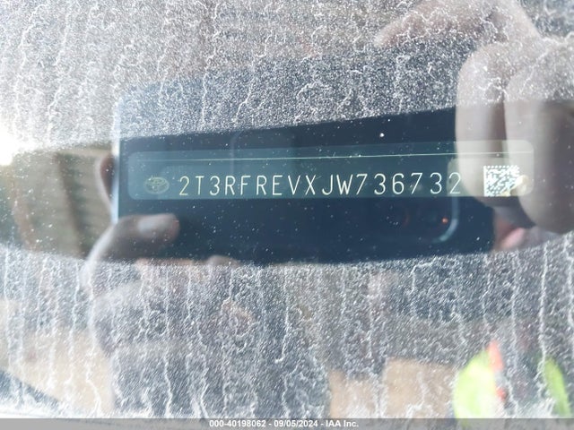 Toyota Rav4 Xle 2018 2T3RFREVXJW736732 Image 9
