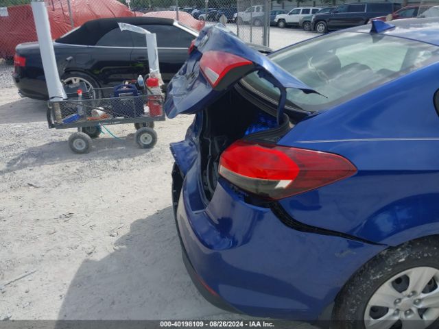 3KPFK4A74HE141843 KIA FORTE LX