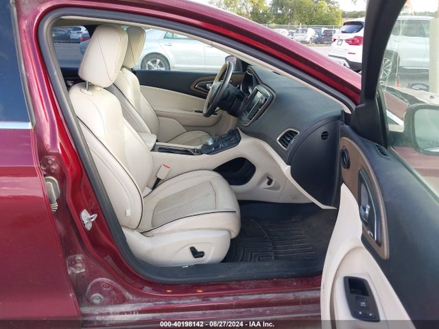 1C3CCCCB7FN555076 Chrysler 200 C