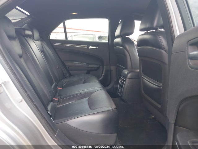 2C3CCAKT5EH100961 Chrysler 300c Awd