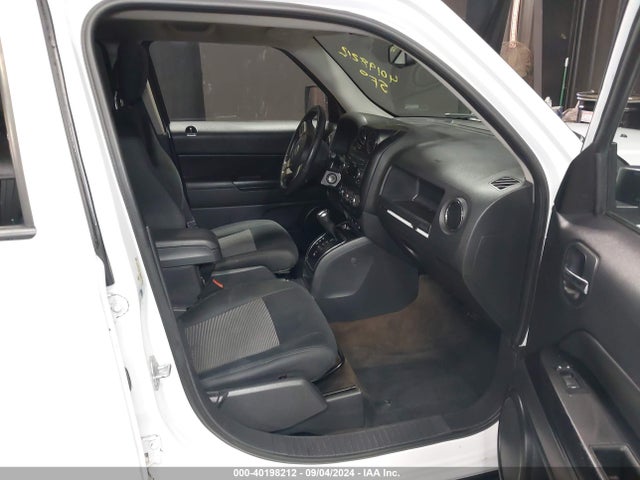 1C4NJPFB4ED825267 Jeep Patriot Latitude