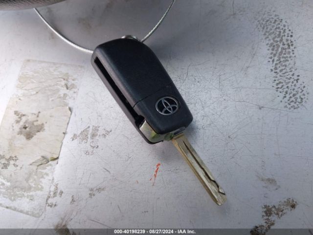 2T3H1RFV6MC163911 Toyota RAV4 LE
