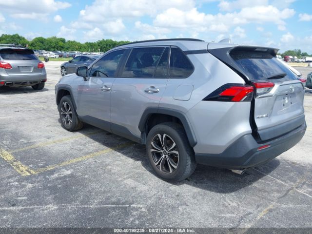 2T3H1RFV6MC163911 Toyota RAV4 LE