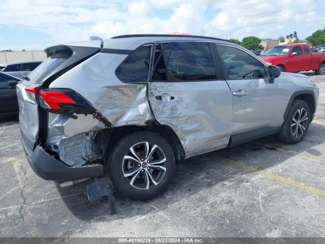 2T3H1RFV6MC163911 Toyota RAV4 LE