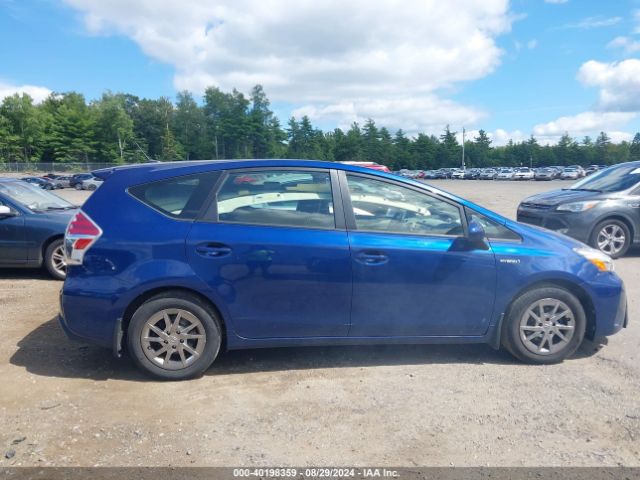 JTDZN3EU6HJ064300 Toyota Prius V Three
