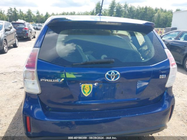JTDZN3EU6HJ064300 Toyota Prius V Three