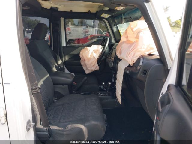 2012 JEEP WRANGLER UNLIMITED 1C4BJWDG0CL188571 Photo 4