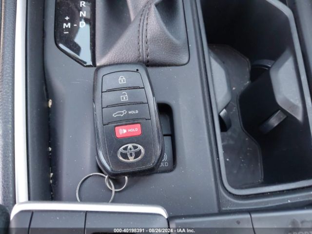 5TDAAAB50RS004009 Toyota Grand Highlander Xle