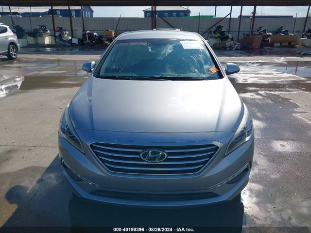 Hyundai SONATA SE 2015 5NPE24AF5FH156752 Image 12