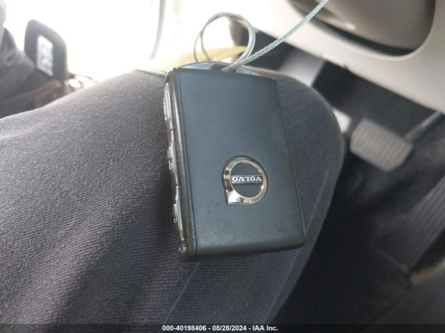 7JR102FK1LG037158 Volvo S60 T5 Momentum
