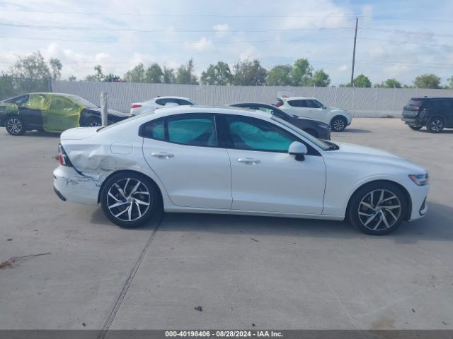 7JR102FK1LG037158 Volvo S60 T5 Momentum