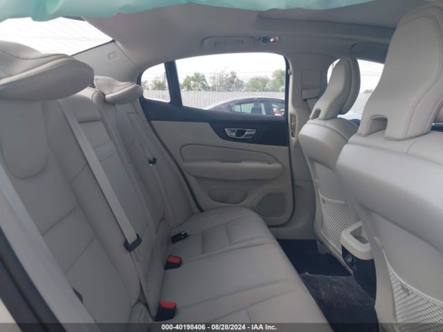 7JR102FK1LG037158 Volvo S60 T5 Momentum