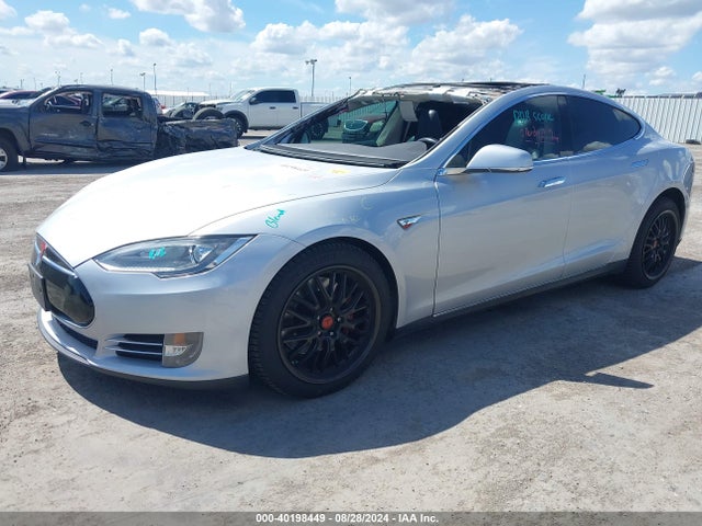 2013 TESLA MODEL S 5YJSA1CP2DFP06799 Photo 1