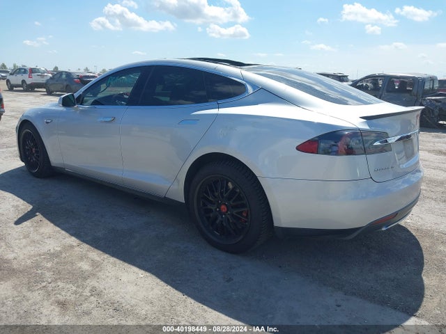 2013 TESLA MODEL S 5YJSA1CP2DFP06799 Photo 2