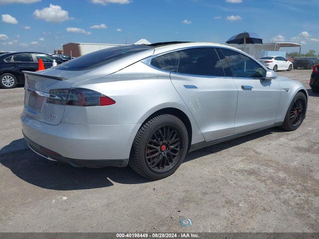 2013 TESLA MODEL S 5YJSA1CP2DFP06799 Photo 3