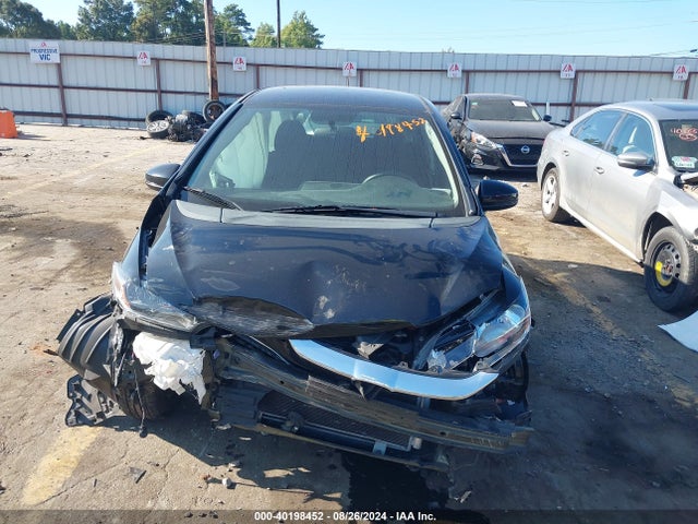 Honda FIT LX 2019 3HGGK5H43KM740012 Image 12