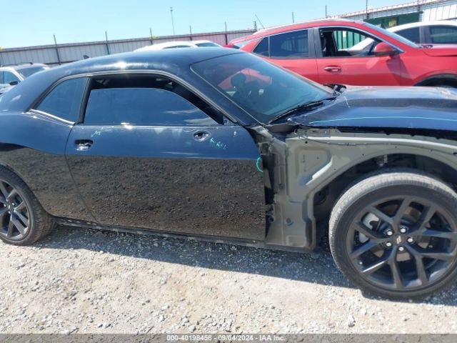 2C3CDZJG7PH549562 Dodge Challenger Gt
