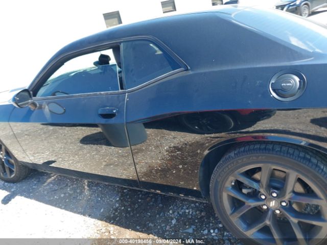 2C3CDZJG7PH549562 Dodge Challenger Gt