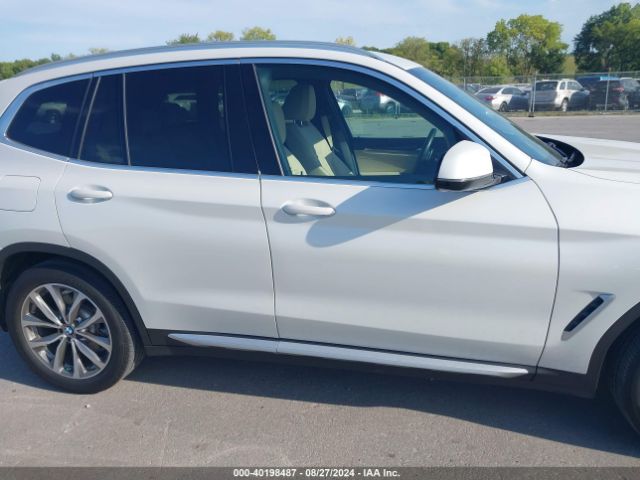 5UXTR9C59KLE18333 BMW X3 Xdrive30i