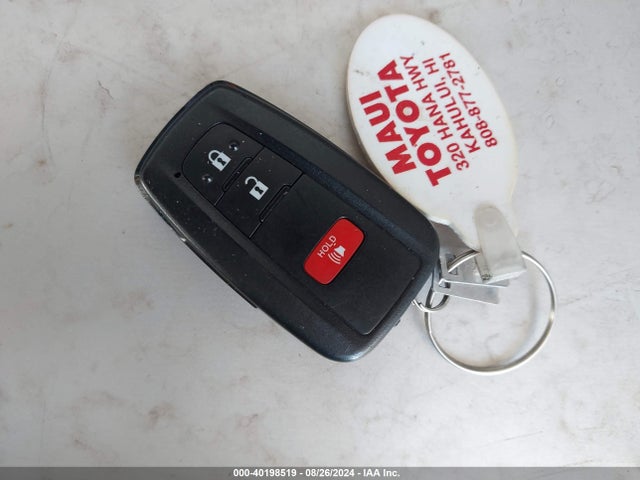 Toyota PRIUS XLE 2022 JTDKAMFU8N3177988 Image 11