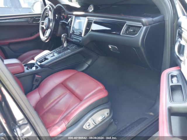 WP1AA2A57JLB03082 Porsche Macan Sport Edition