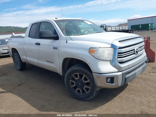Toyota Tundra Sr5 5.7l V8 2016 5TFUY5F16GX565619 головне зображення