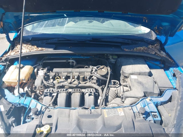 Ford FOCUS SE 2015 1FADP3K26FL270893 Image 10