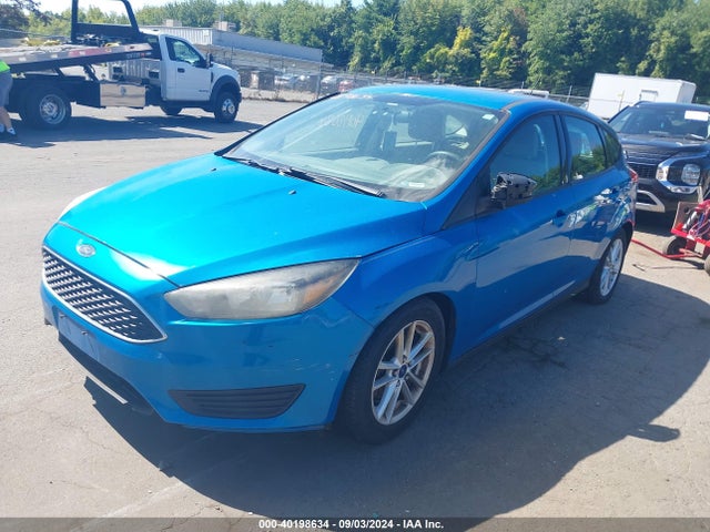 Ford FOCUS SE 2015 1FADP3K26FL270893 Image 2