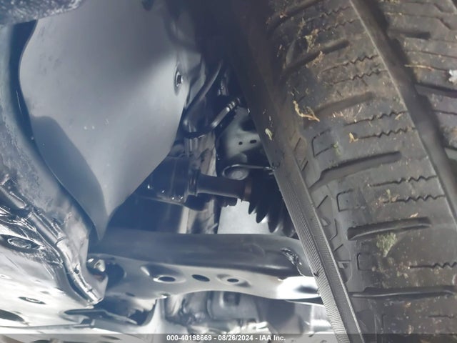 Toyota Rav4 Xle 2019 JTMW1RFV0KD504008 Image 19