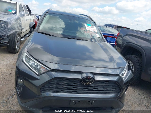 Toyota Rav4 Xle 2019 JTMW1RFV0KD504008 Image 22