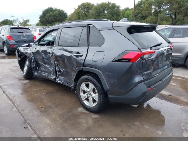 Toyota Rav4 Xle 2019 JTMW1RFV0KD504008 Image 3
