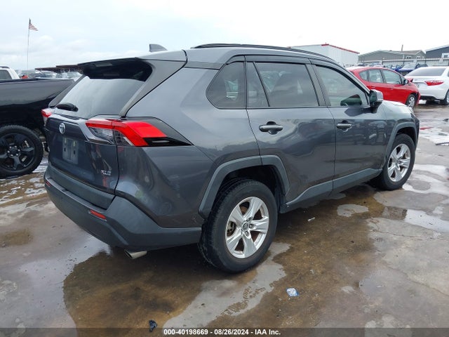 Toyota Rav4 Xle 2019 JTMW1RFV0KD504008 Image 4