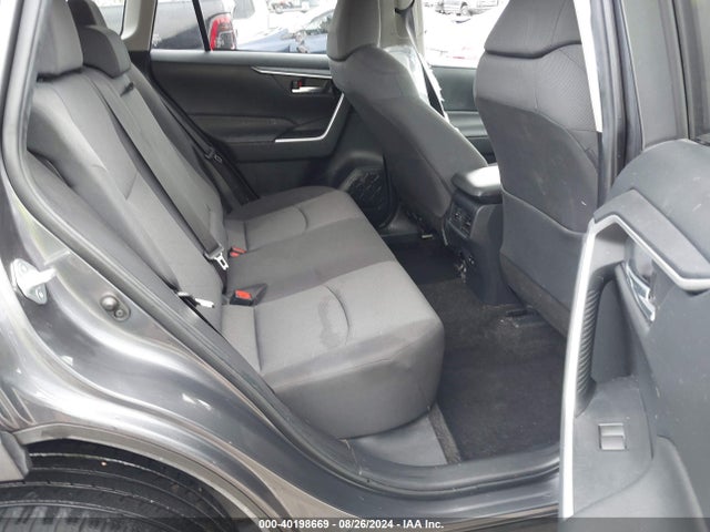 Toyota Rav4 Xle 2019 JTMW1RFV0KD504008 Image 8