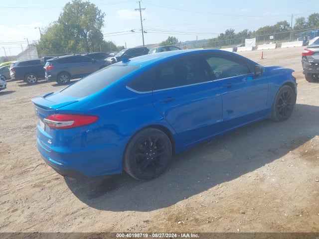 Ford FUSION SE 2019 3FA6P0HD0KR102064 Image 4