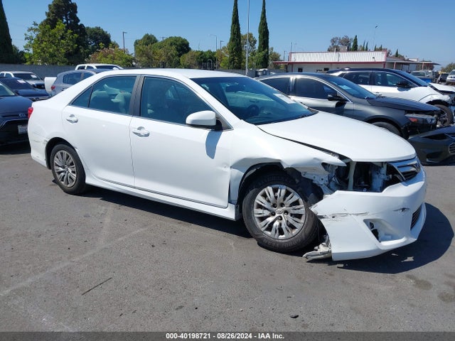 2014 4T1BF1FK3EU393946 main image
