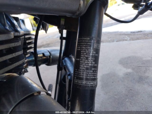 2010 TRIUMPH MOTORCYCLE THUNDERBIRD SMTB01WFXAJ442145 Photo 9