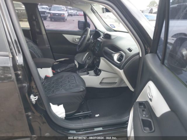 ZACNJCBB3MPN15557 Jeep Renegade Latitude Fwd