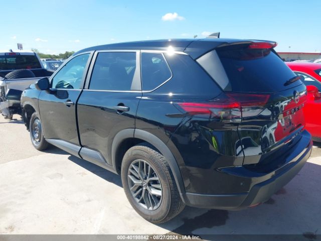 5N1BT3AA1RC710038 Nissan Rogue S Fwd
